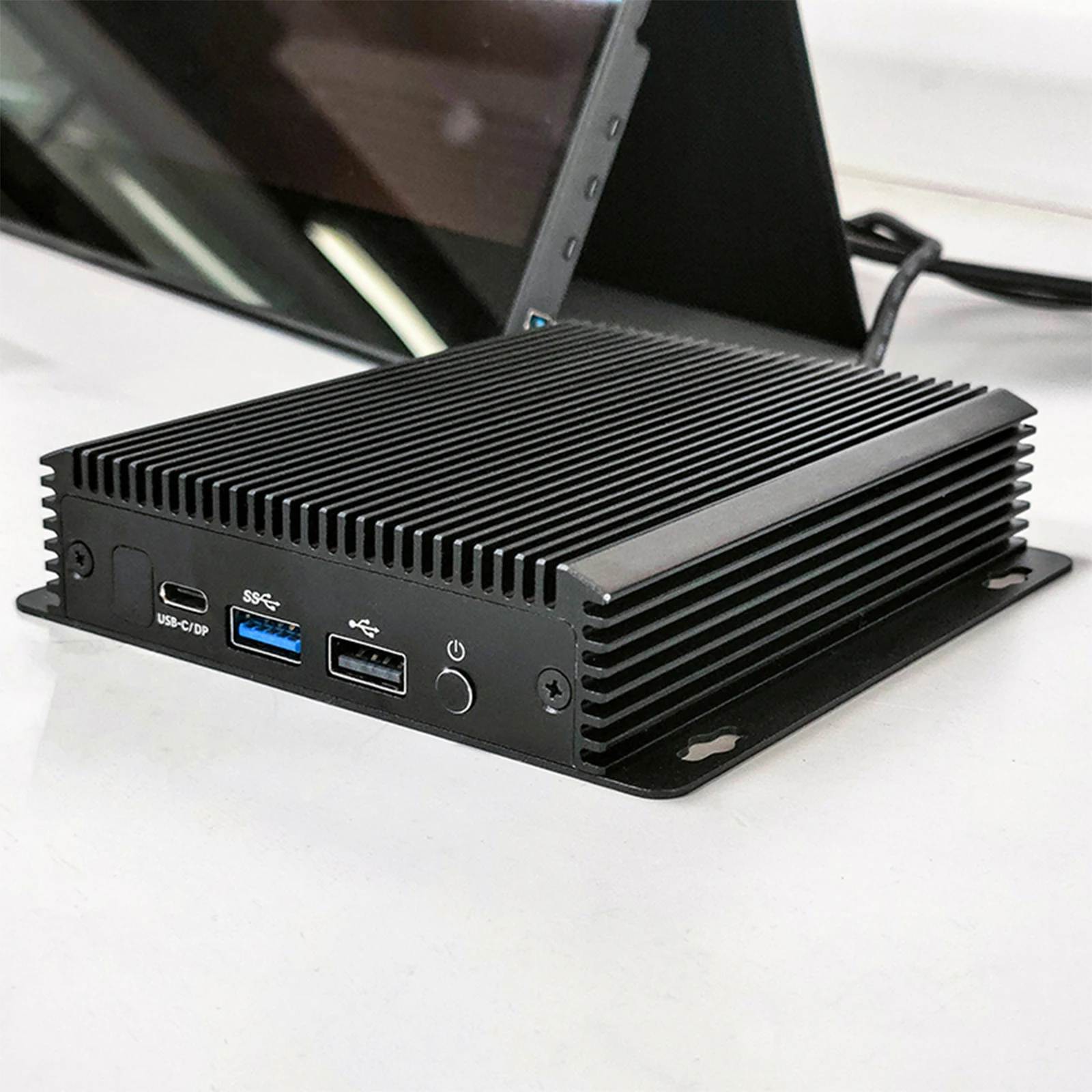 EC-R3399PC Rockchip RK3399 6-Core 64-Bit Embedded Computer Dual-band WiFi and Bluetooth 5.0 Industrial Computer Mini PC Free SDK