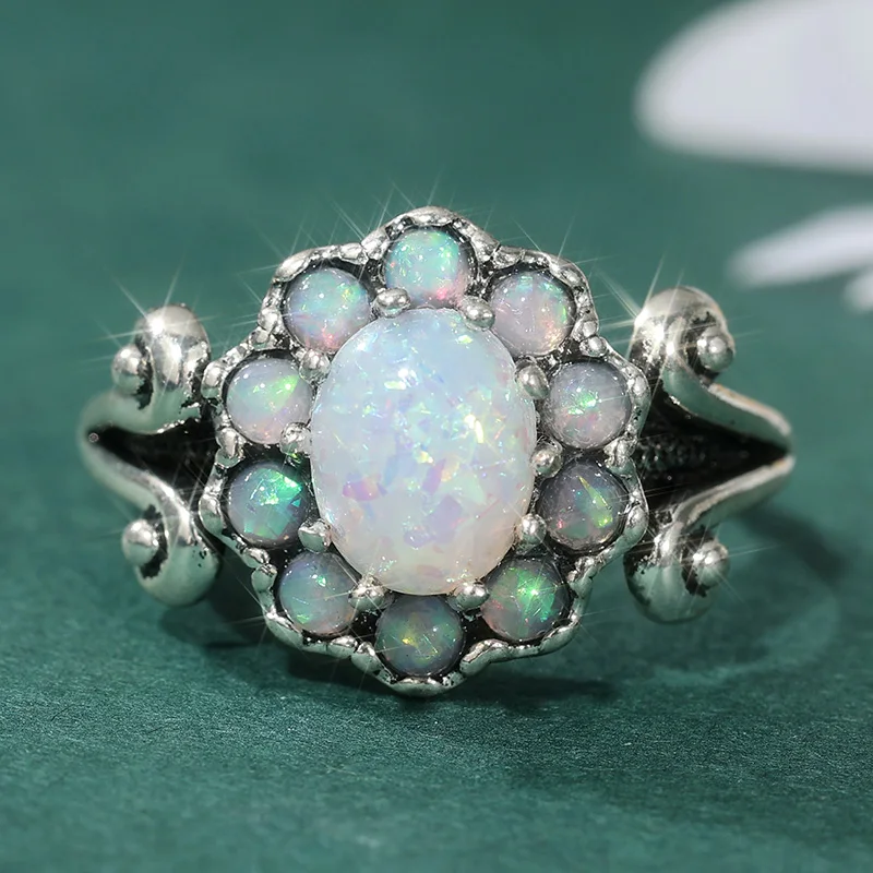 Vintage-Ring für Damen in Silberfarbe mit eingelegtem, imitiertem weißem Opal, Blumen-Design, für den täglichen Gebrauch, Partyschmuck – Detail 1
