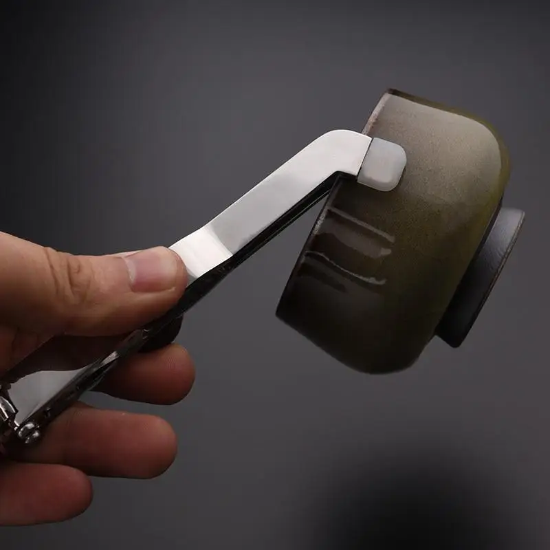 Stainless steel clip, kung fu utensils, handmade tweezers cup clip