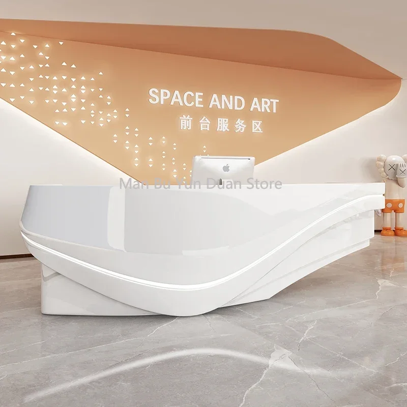 

Large Creative Shaped Fiberglass Painted Standing Desk Company Lobby Reception Desk Mostrador Negocio Furniture Bar Counter