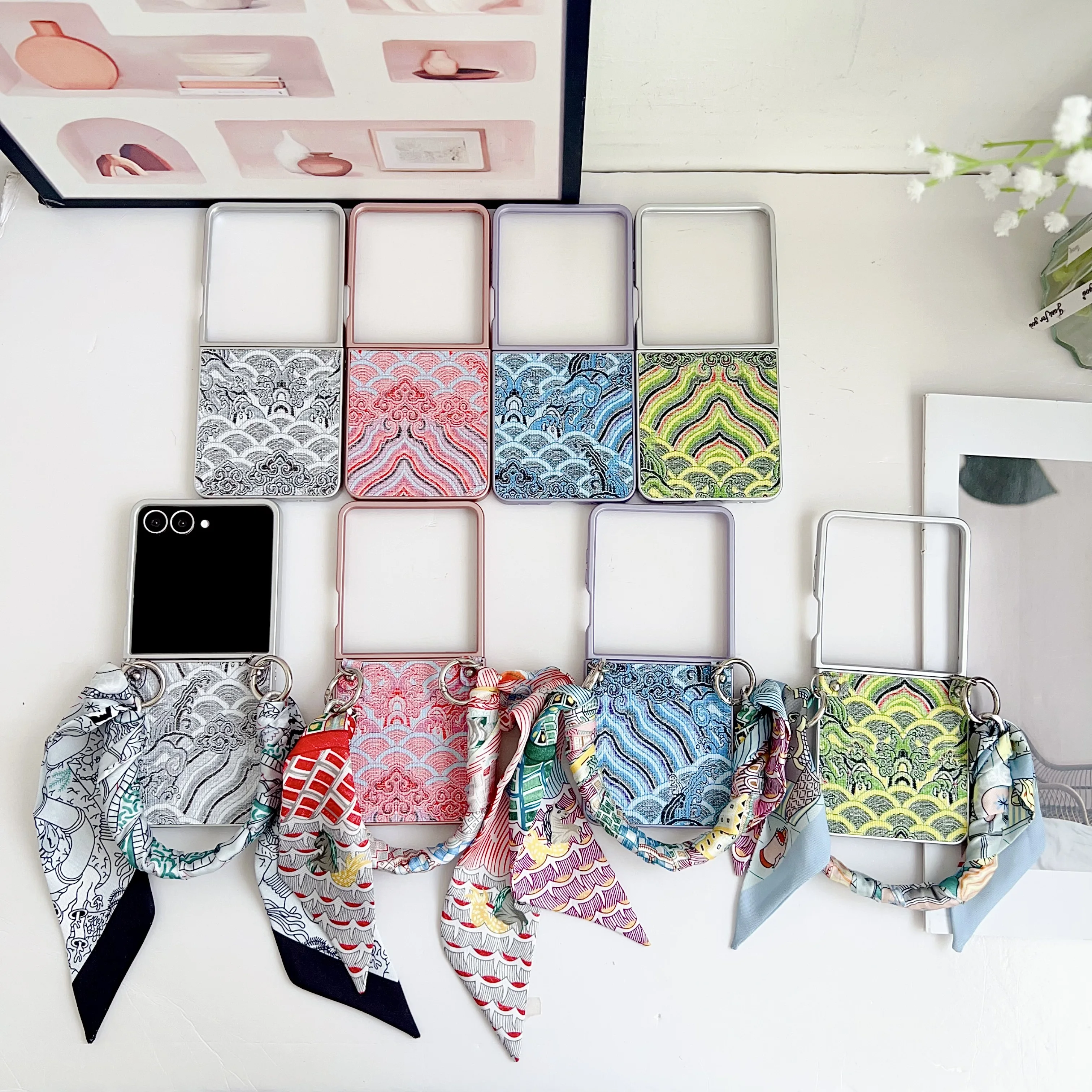 

Back Cover For Samsung Galaxy Z Flip 7 6 5 4 Case Auspicious Clouds Embroidery Silk Scarf Bracelet Chain Hard PC Shockproof Case