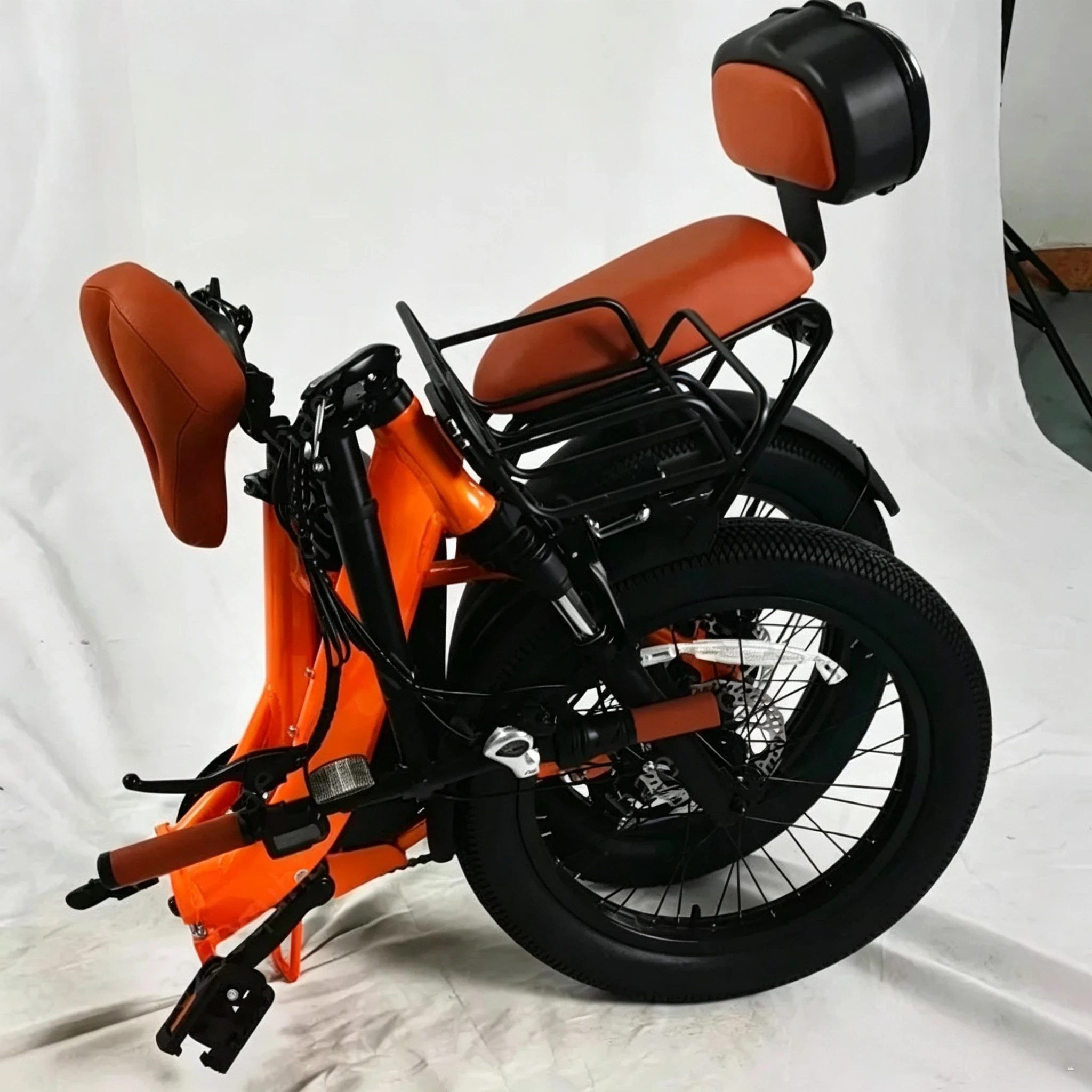 New Arrival 16 Inch Foldable Electric Mountain Bike Portable Small E-Bicycle