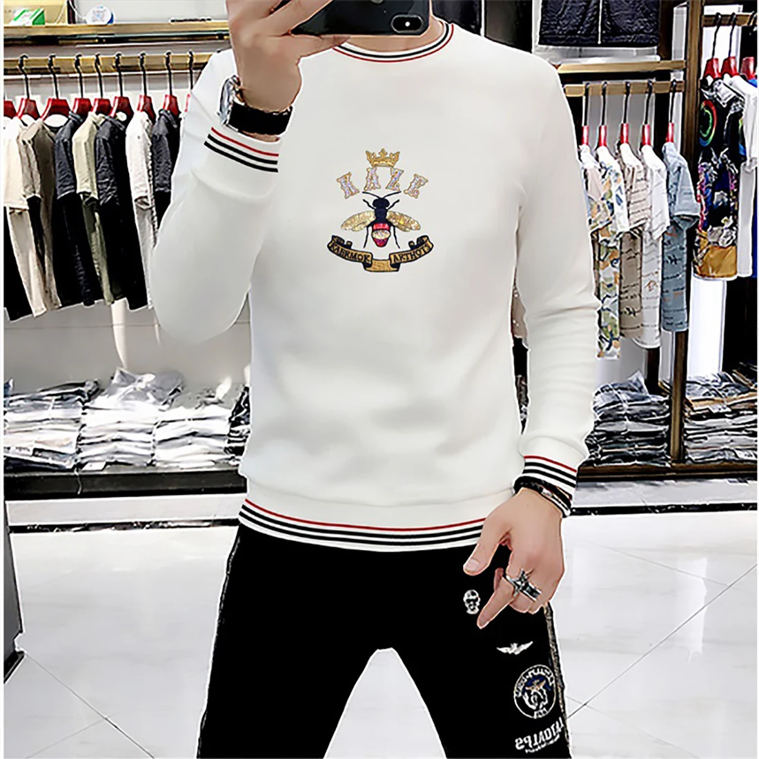 Men's Sweater 2024 Winter New Trend Brand Bee Embroidery High-quality Male Pullover Cotton Popular Long Sleeved Hoodies Clothing