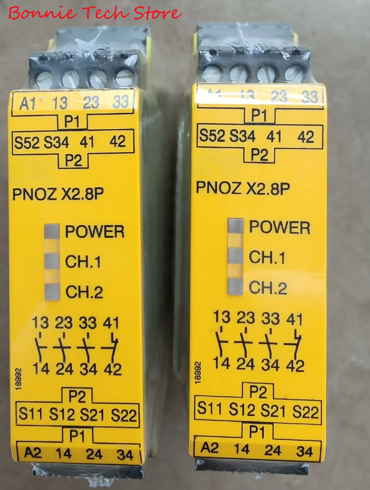 777302 for PILZ Safety relay (standalone), PNOZ X2.8P 24-240VAC/DC 3n/o 1n/c