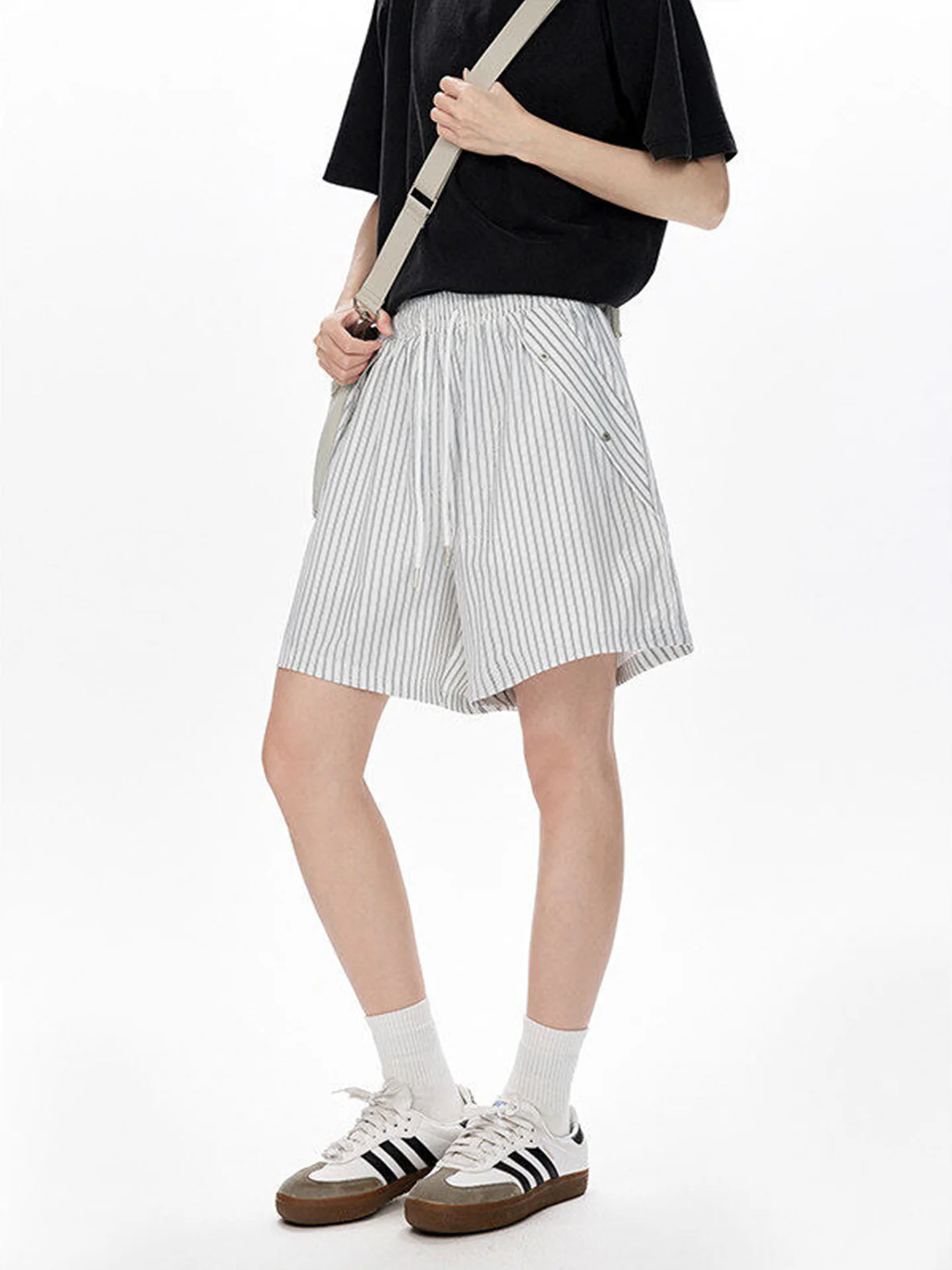 

Летние тонкие мужские шорты с полосатым дизайном, свободного кроя, удобные, дышащие, прямые, повседневные брюки для отдыха.