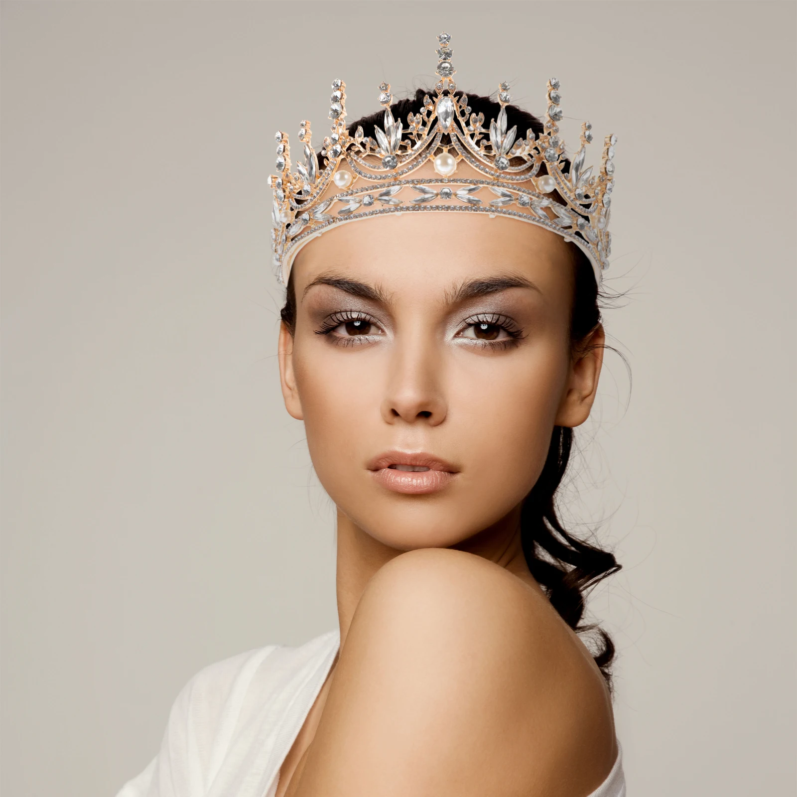 

Pearl Tiara for Women Rhinestone Crown Headband Tiaras Crowns Fairy Bride Headdress