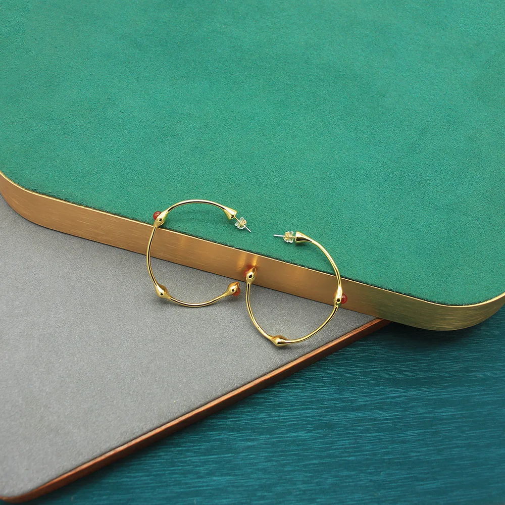 Gold-plated Copper Hoop Earrings with Red Agate Inlaid in A C-shaped Design, Polished Finish