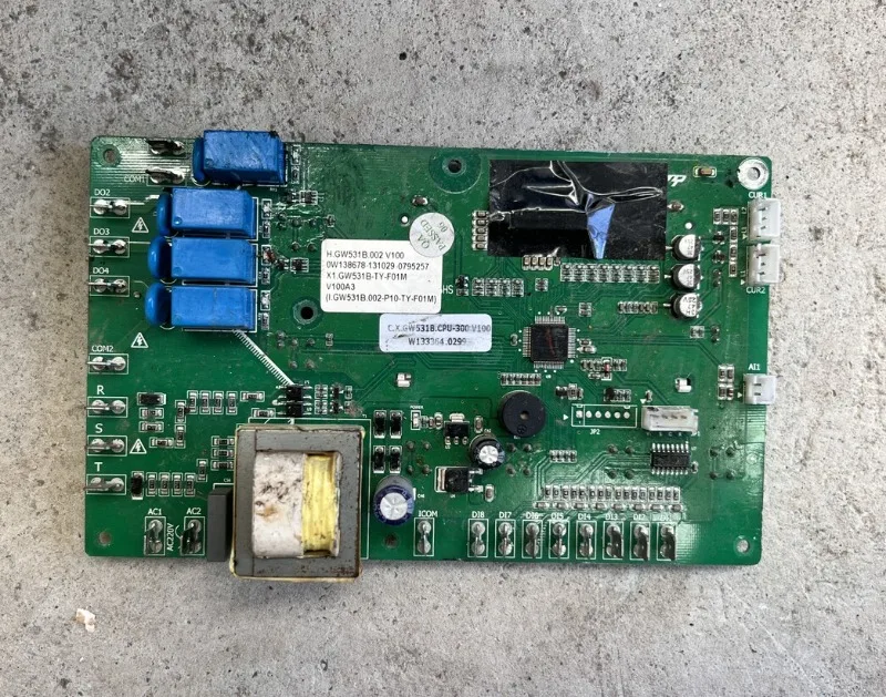 Water Chiller Main Control PCB Board, Replacement Computer Board C.X-GW531B.CPU-300, H.GW531B.002 V100 HVAC Spare Parts