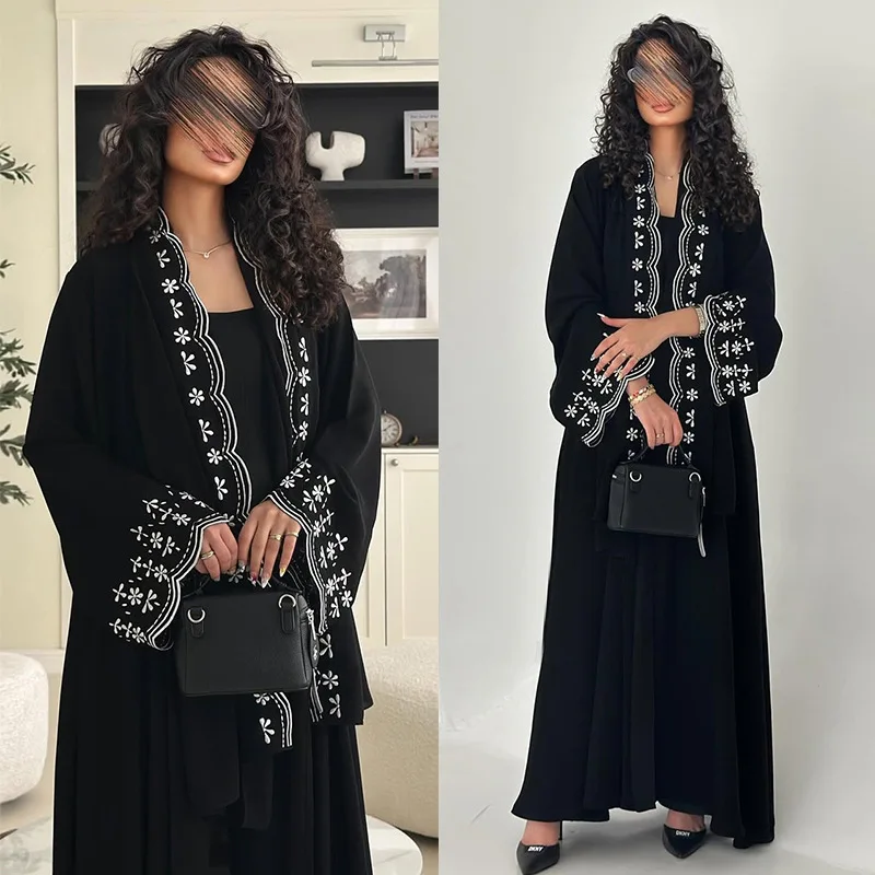 

Modest Open Abaya Robe Dubai Exquisite Embroidered Cardigan Black Arabic Dress Islamic Clothing Abaya With Headscarf