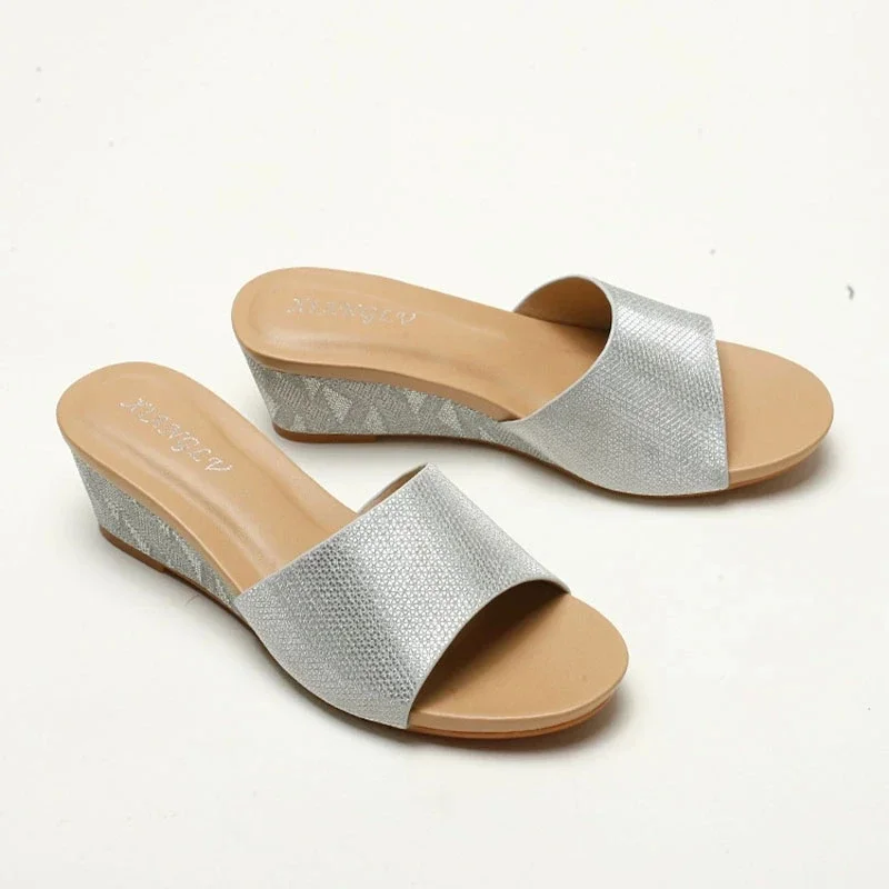 Sandals Fashion Open Toe Summer New All-Match Thick Bottom Small Wedge Outdoor Simple Comfortable Slippers for Women  heels