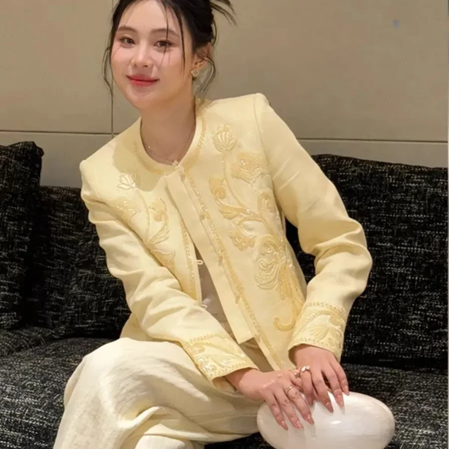 

New Chinese Guofeng Heavy Industry Embroidered Jacket Outerwear Women's 2025 New Spring Autumn Chic Unique Beautiful Button Tops