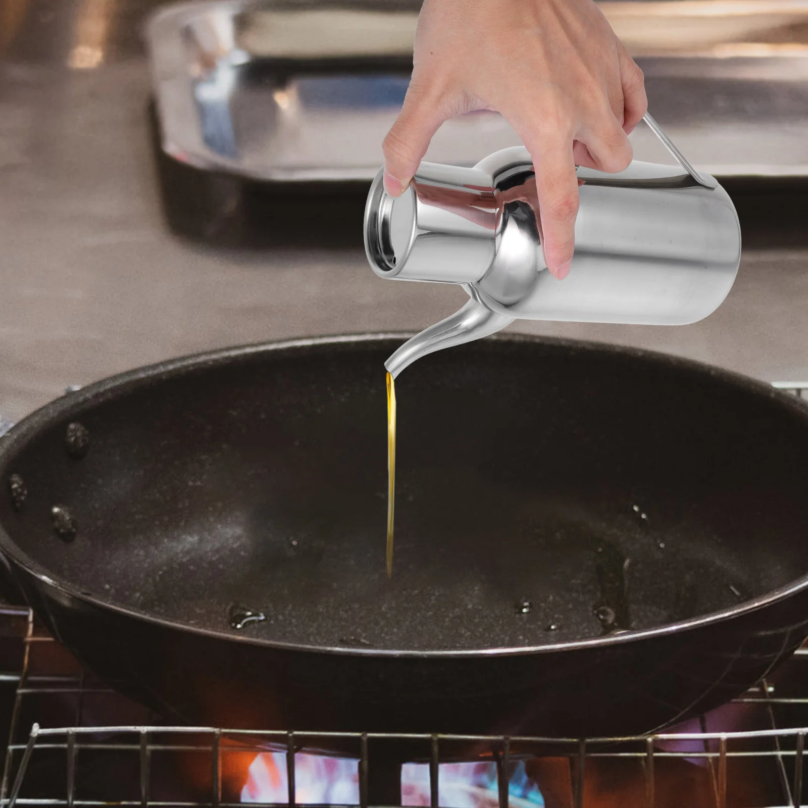 

Stainless Steel Oil Pot Large Capacity Smooth Edges Easy Pour Kitchen Seasoning Bottle For Olive Oil Vinegar Soy Sauce