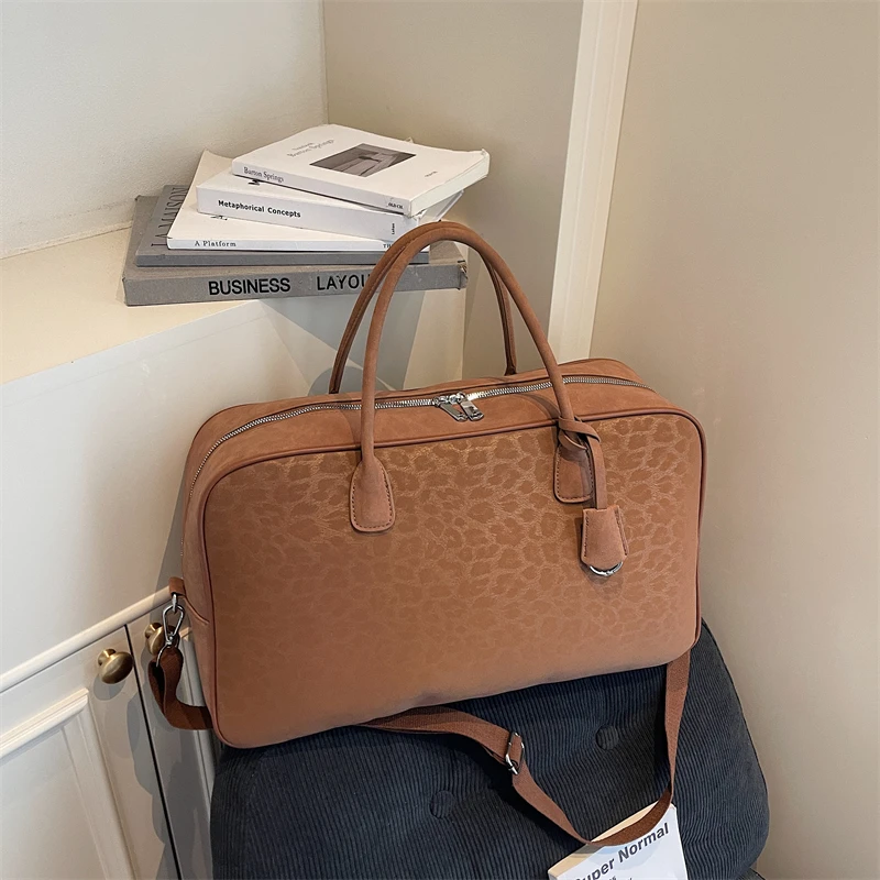 

2025 New Large Capacity Leopard PU Square Travel Bags High Quality Personality Retro Super Cool Hot Trendy Women's Shoulder Bags