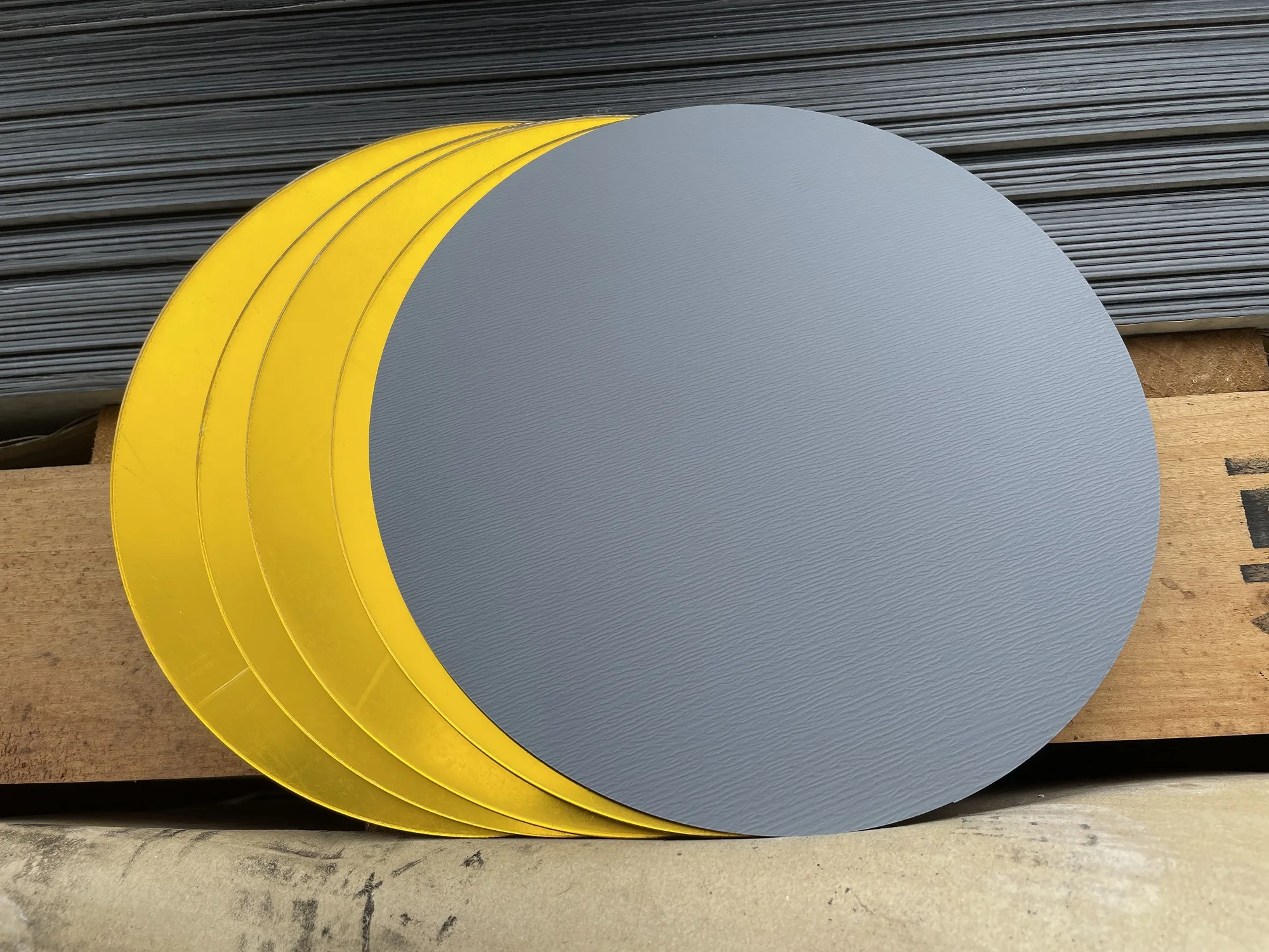 جولة 200*1.6 مللي متر الذهب الداكن ورقة مرآة أكريليك غير ضارة ل قاعدة أكواب الزفاف عرض صور الدعائم المنزل فندق جدار ديكور ذاتي الصنع صينية #6