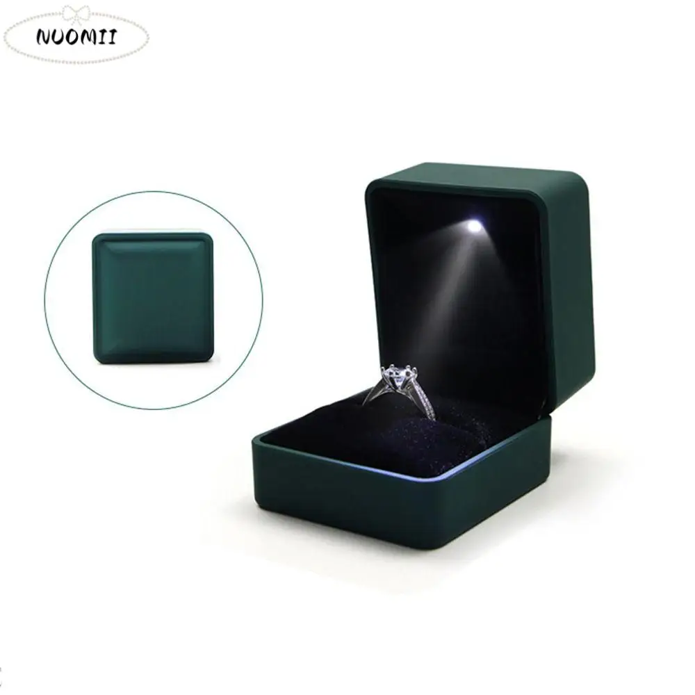 

Упаковочные коробки со светом, свадебный футляр для хранения ювелирных изделий, коробка для обручальных колец, витрина для ювелирных изделий, светодиодная шкатулка для драгоценностей