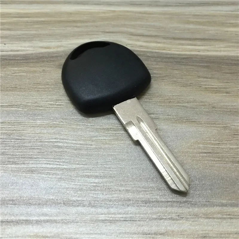 For Aveo / Lova / New Sail keys embryo wholesale plastic key deputy of the chip can not put [D65]