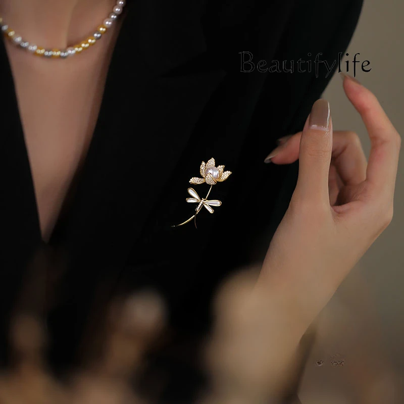 Pearl Lotus Leaf Dragonfly Brooch High-end Female Brooch Pin Design Sense Sweater Accessories High-end Sense