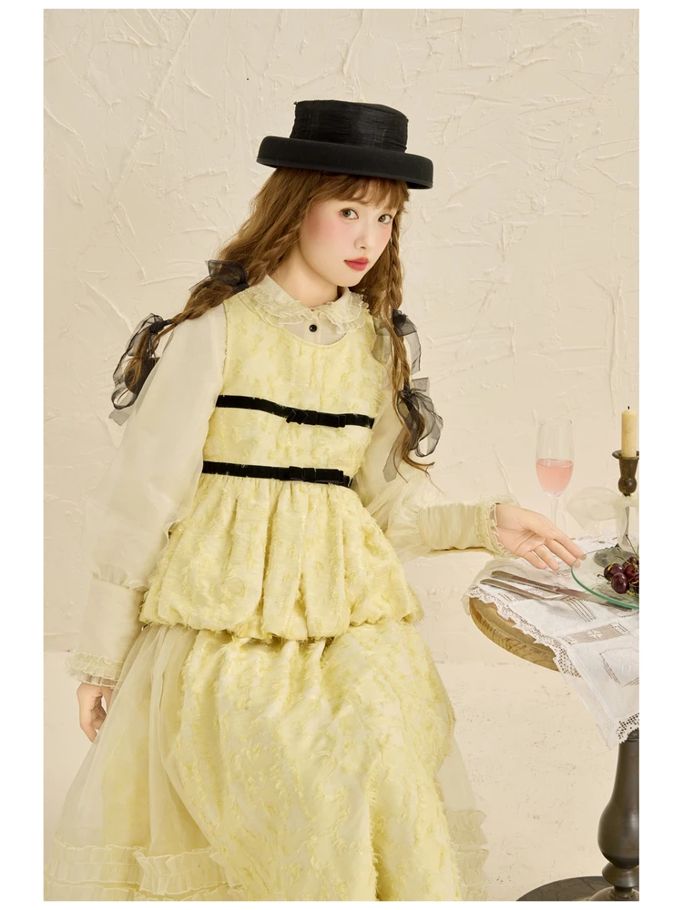 

Retro Color Blo Striped Vest Women's Folded Svel Cannon oulder Layering Top Design Sense Regular Thin Chinese