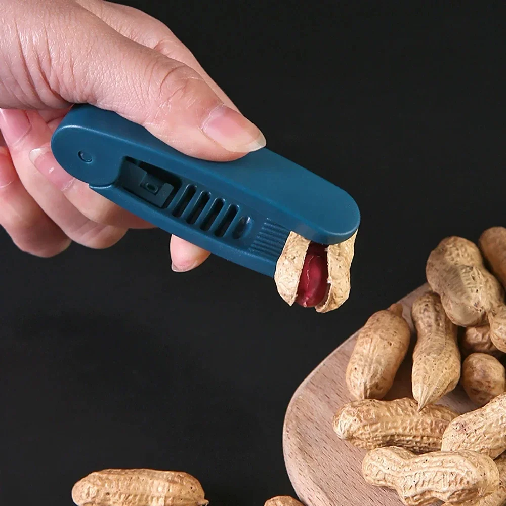Peanut Sheller Kitchen Plastic Clip Mouth Opener Nut Pistachio Sunflower Seeds Peeler Walnut Plier Clamp