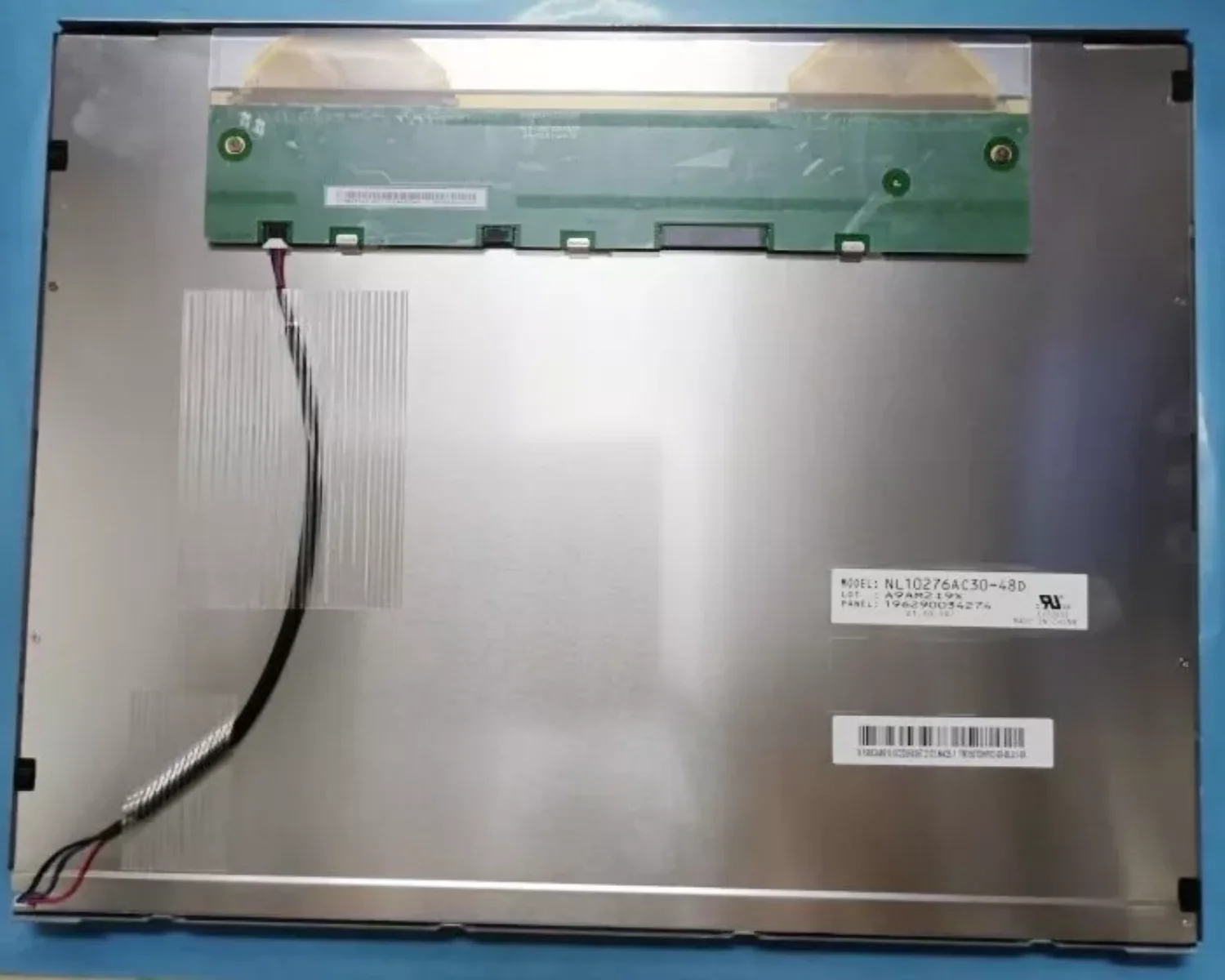 

Новый 15-дюймовый ЖК-дисплей NL10276AC30-48D