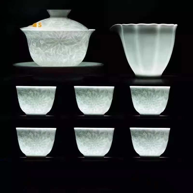 Blue and white porcelain set, kung fu tea set, light luxury, high-end household three talents cover bowl, tea cup gift box, gift