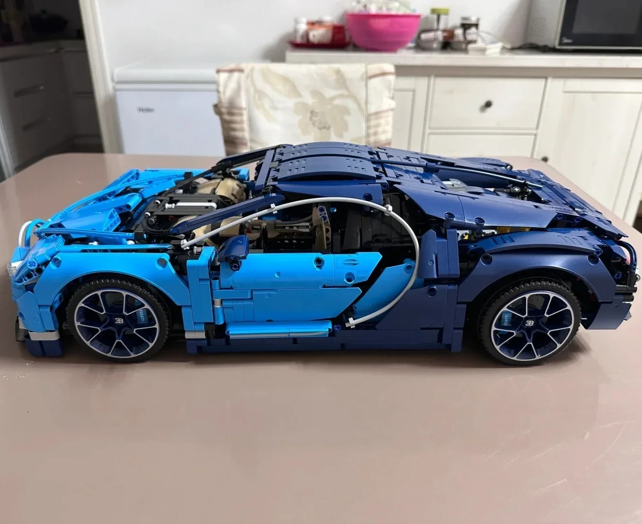 مجموعات مكعبات بناء سيارة سوبر سوبر كار 42083 متوافقة مع جزيئات ليغو مناسبة لهدايا عيد الميلاد 3599 قطعة