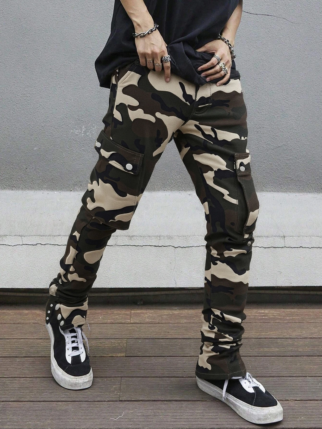

Men's Camo Print Casual Cargo Pants, Fashionable slim fit ankle button design Wide leg pants Men Tactical Pants Army Pants Men M