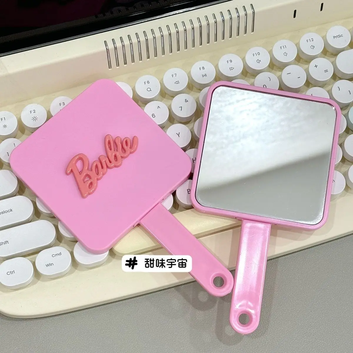 New Barbie Handle Mirror Comb Portable Makeup Tool Cosmetic Mirror Girl Kawaii Cartoon Student Daily Necessities Birthday Gift