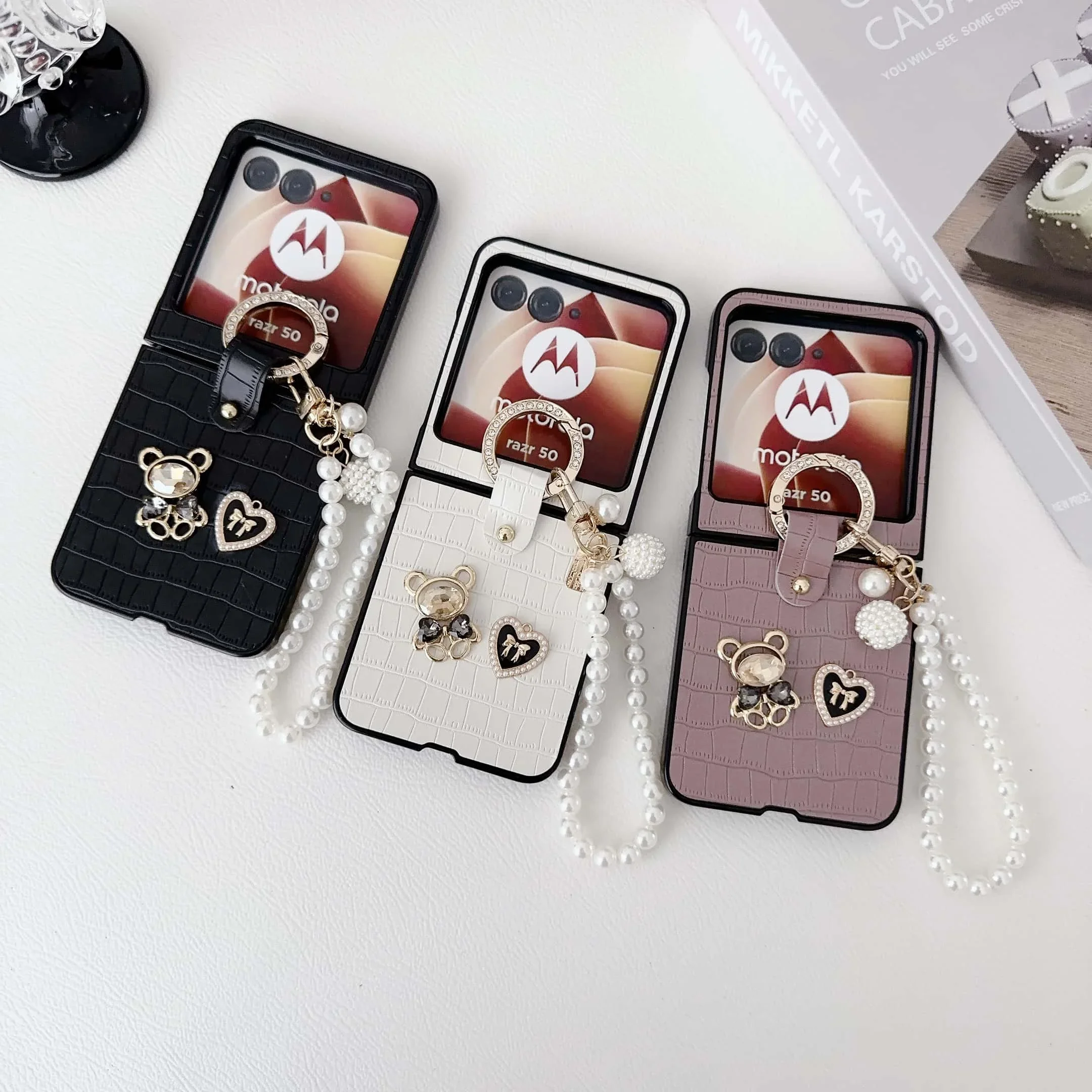 Funda de cuero para teléfono Motorola Razr 60 Pro 50 40 Ultra Mooto Razr 60 50 40 funda con correa para muñeca pulsera con anillo de oso de dibujos animados