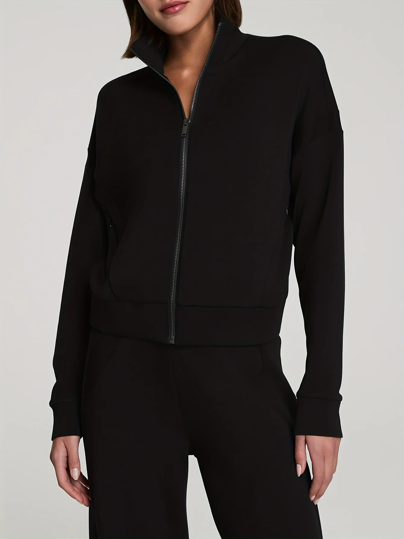 Einfache, lässige, bequeme Damen-Sweatshirt-Sportjacke mit Stehkragen und kurzem Reißverschluss