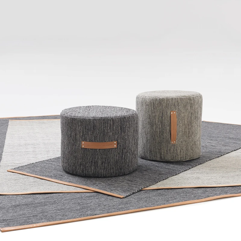 Modern Design Customize Fabric Round Foot Stool Living Room Sectional Ottoman Stool Irregular Shape Pouf for Bedroom Application