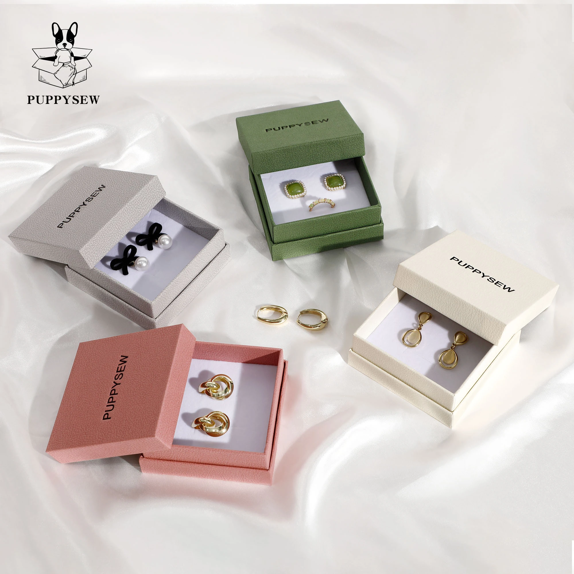 

50pcs 9x9x4cm jewelry packaging boxes exquisite jewelry lid boxes, custom logo on paper boxes personalized logo ring earring nec