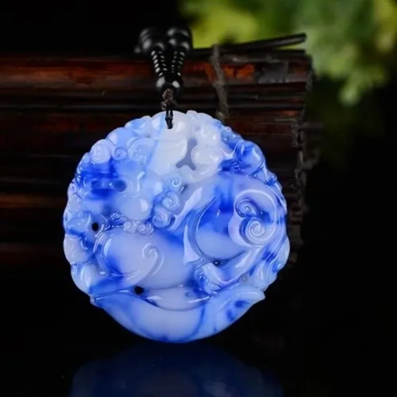 

Carved Blue White Jade Pixiu Pendant Chinese Green Beads Necklace Charm Jadeite Jewellery Fashion Lucky Man Woman Amulet Gifts