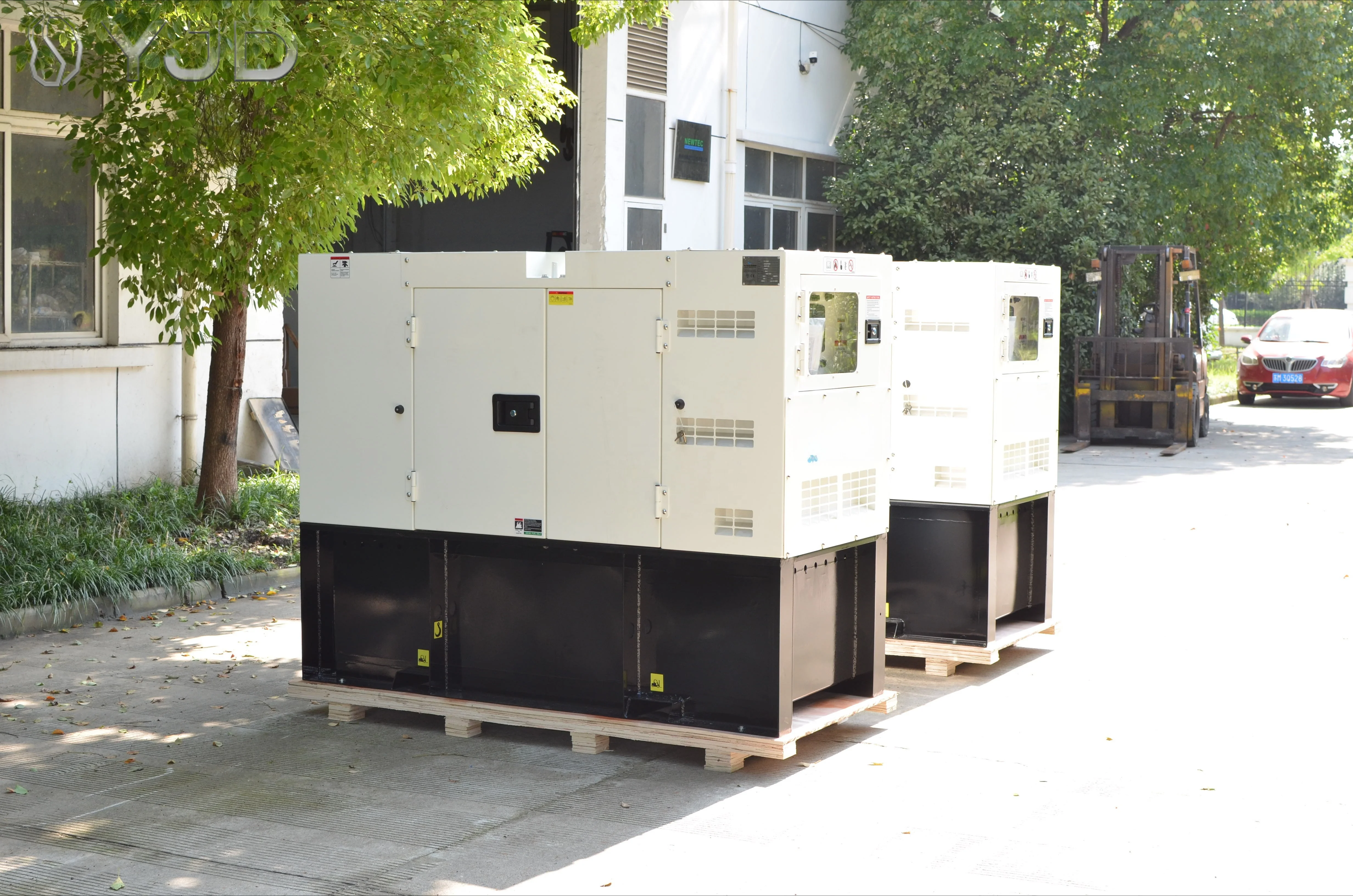 Continuous Working UKPer-kins 30kw diesel Generator Powered by Epa Engine 404D-22TAG 40kva Genset Price