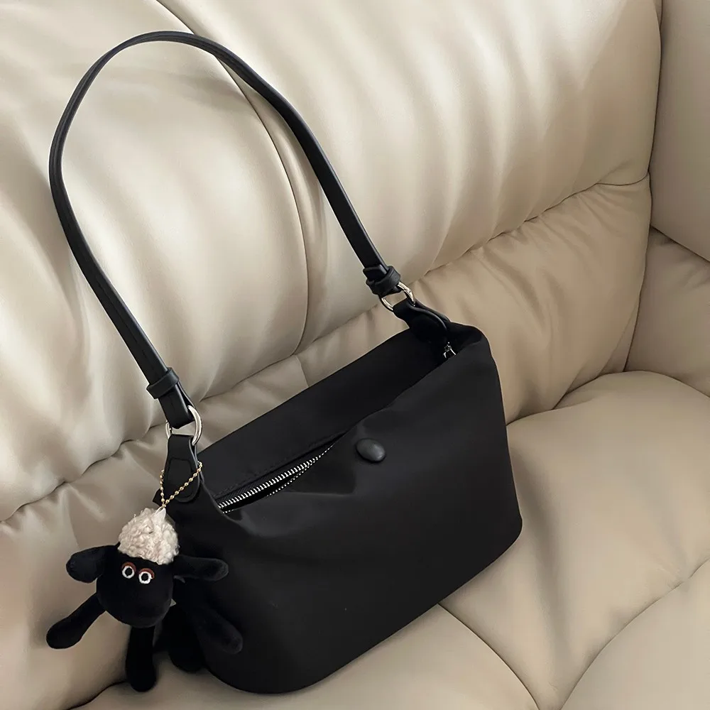 2026 Spring and Summer Nylon Cloth Armpit Bag Korean New Ins Lightweight Textured Small Bag Versatile Shoulder Handbag