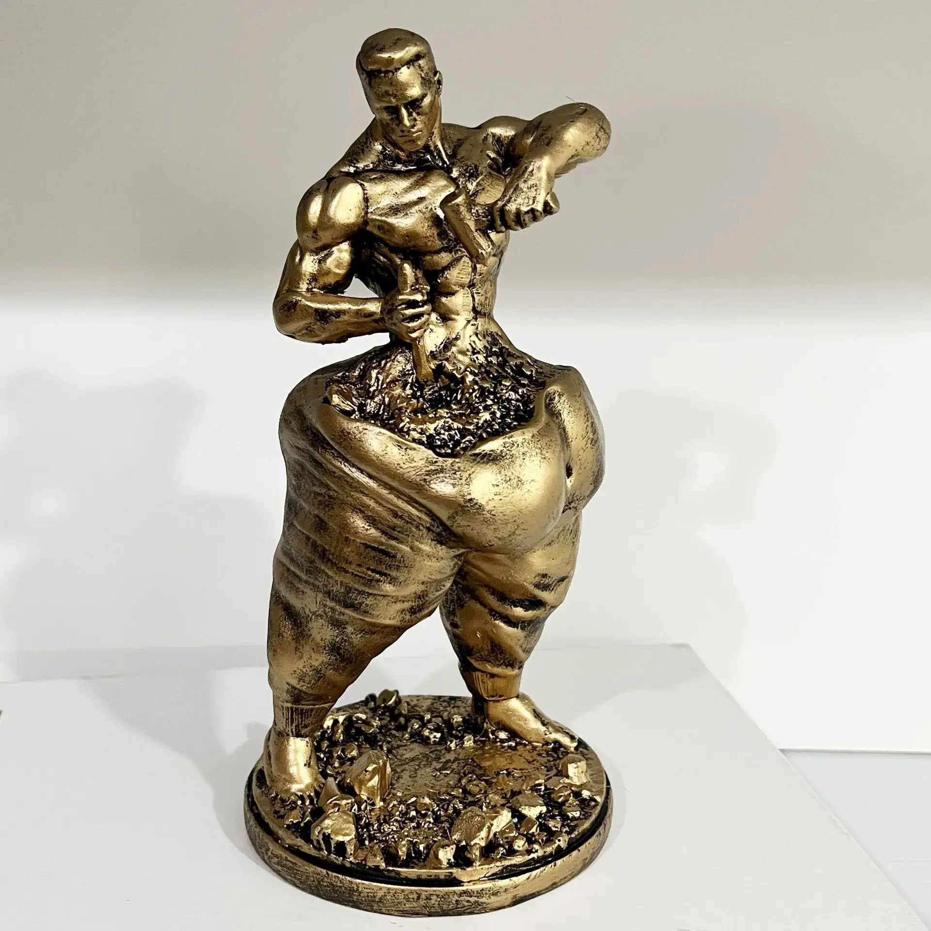 Fitness Muscle Man Statue Office Cafe Gym Tabletop Funny Home Decorative Ornament
