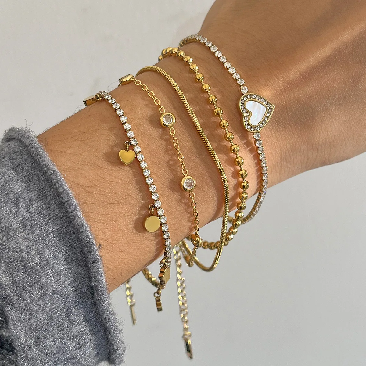 Stainless Steel Zircon Bracelet for Women Luxury-inspired, high-end jewelry Titanium steel, colorfast accessories Hand jewelry