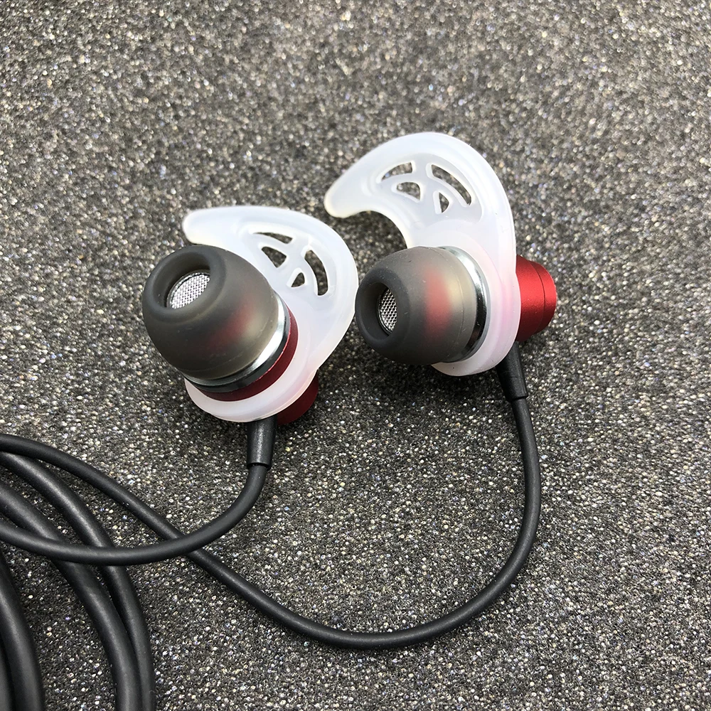 ユニバーサルシリコーンイヤホンクリップフックイヤーフックヘッドフォン耳フックハンガーシリコーンブラケットホーンスポーツイヤーフック