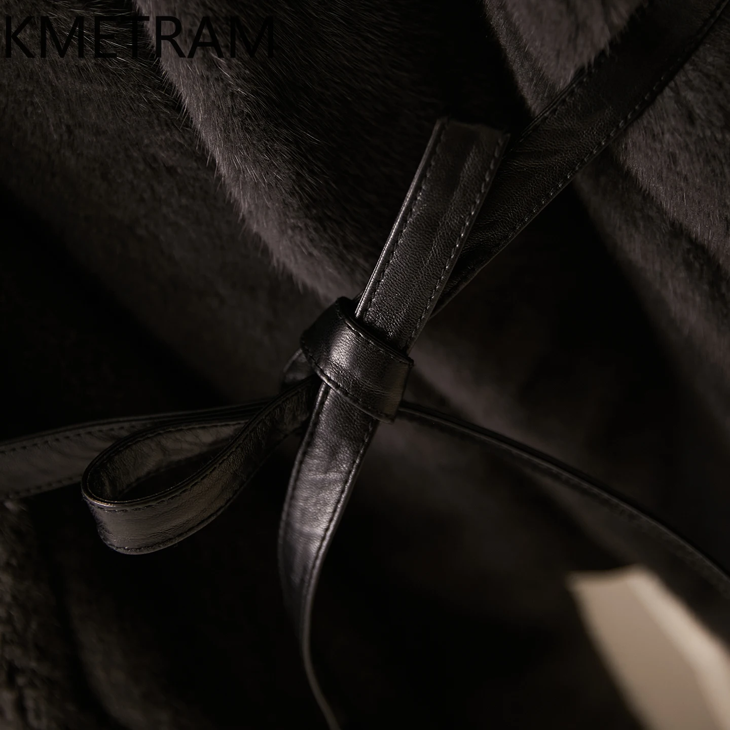 KMETRAM 100% Futro z Norek Kamizelka z Dekoltem w Serek, Dopasowana w Talii, Prawdziwe Futro, Płaszcz Zimowy 2025 Szary Krótki Bezrękawnik Damski Nowa Kurtka шуба