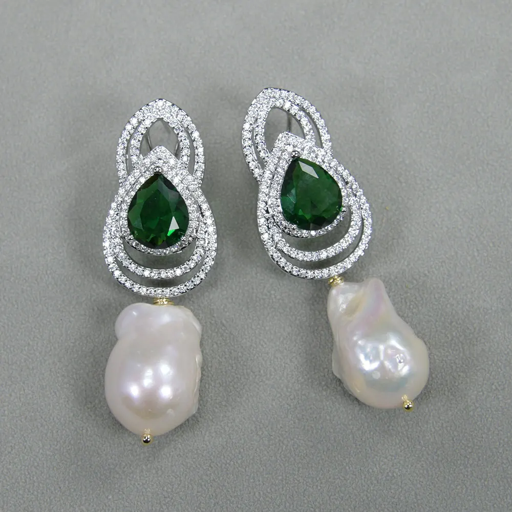 

GG Freshwater Cultured White Keshi Pearl Green CZ Crystal Micro Paved Rhinestone Stud Dangle Earrings