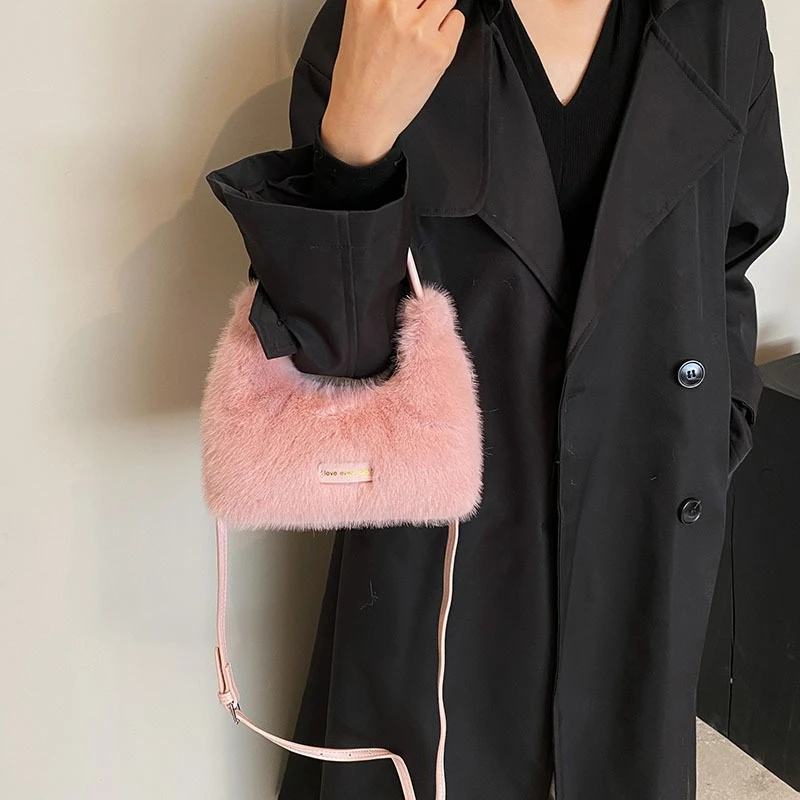 

Осень и зима 2025, новая плюшевая сумка из искусственного норкового волоса, корейская версия модной сумки через плечо из искусственного меха