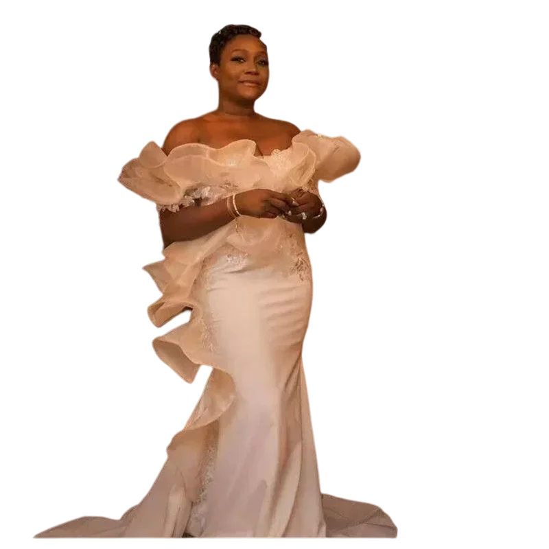 Customized New Arrival Off The Shoulder Mermaid Wedding Dresses Vestido De Novia Handmade Appliques Ruffles BacklessBridal Gown