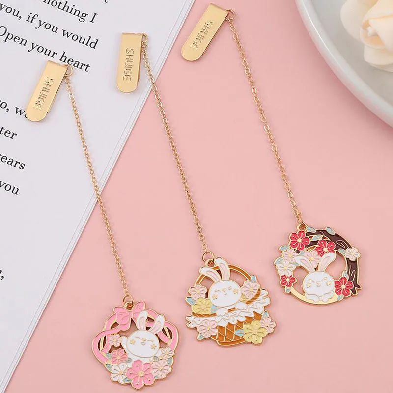 1pc Kawaii Mid Autumn Cartoon Rabbit Bookmark Metal Cute Pendant Book Mark Page Folder Office School Supplies Stationery Prize