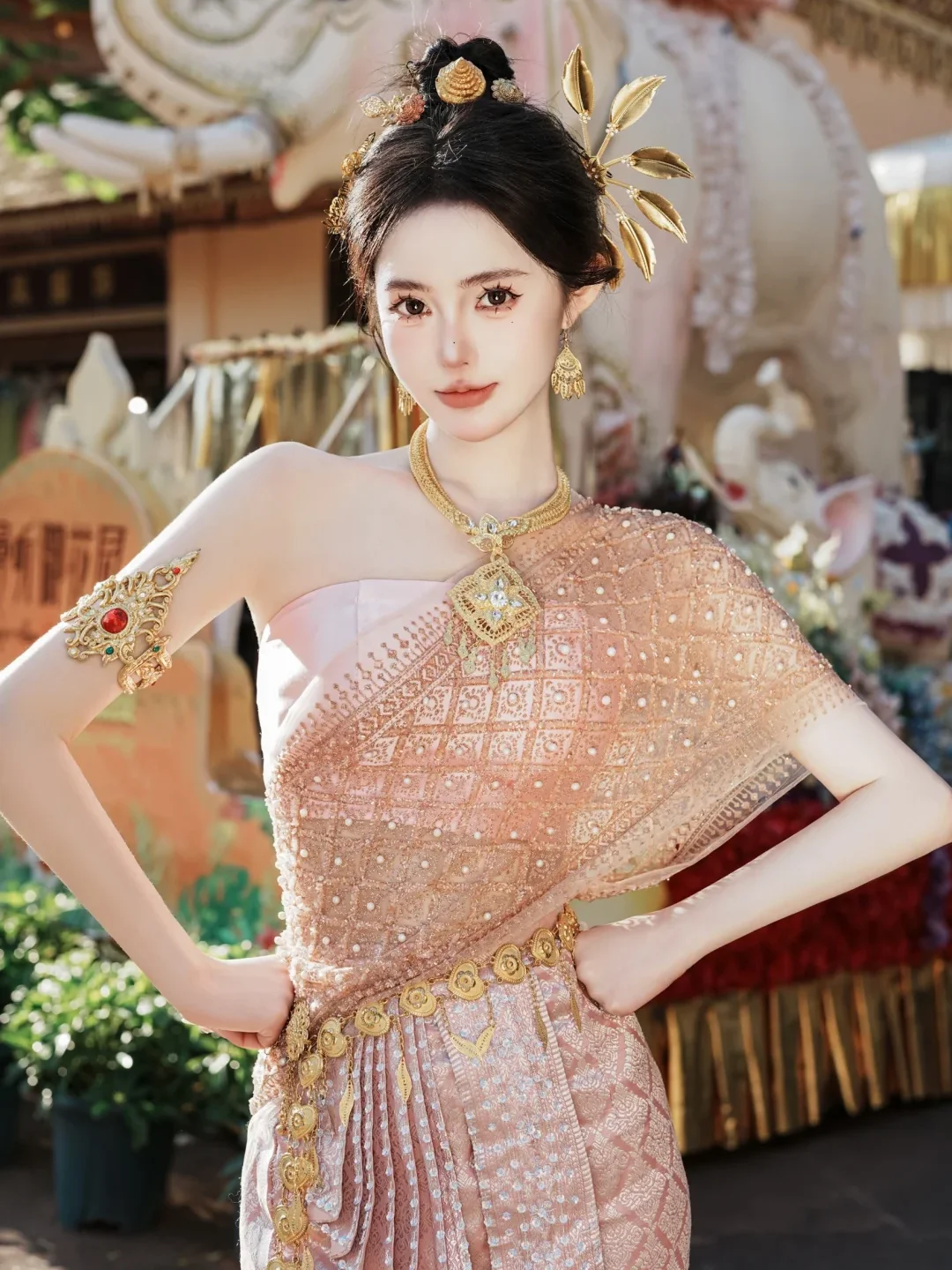 roupa-de-fotografia-estilo-nacional-para-mulheres-adultas-grupo-Etnico-dai-nova-versao-festival-de-Agua-de-xishuangbanna