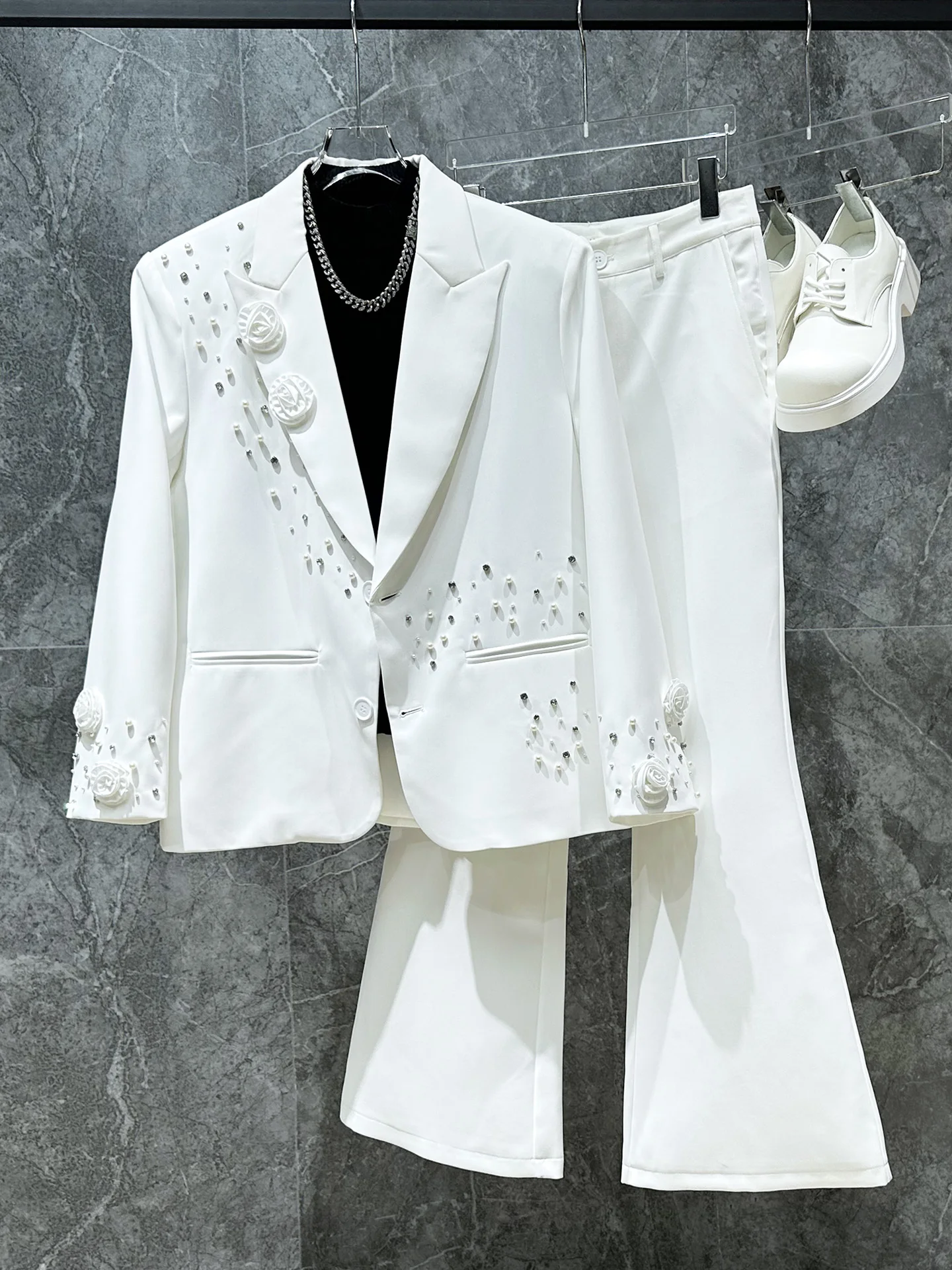 

Trendy Men's Three-piece Suit Set with 3D Flower Beading Design Heavy Work Korean Style Spring Fashion Youth Popular Loose Fit