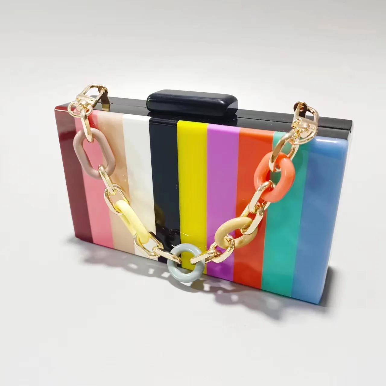 

Popular Women's Fashion Shoulder Chain Acrylic Evening Bags with Vintage European and American Colorful Spliced Design