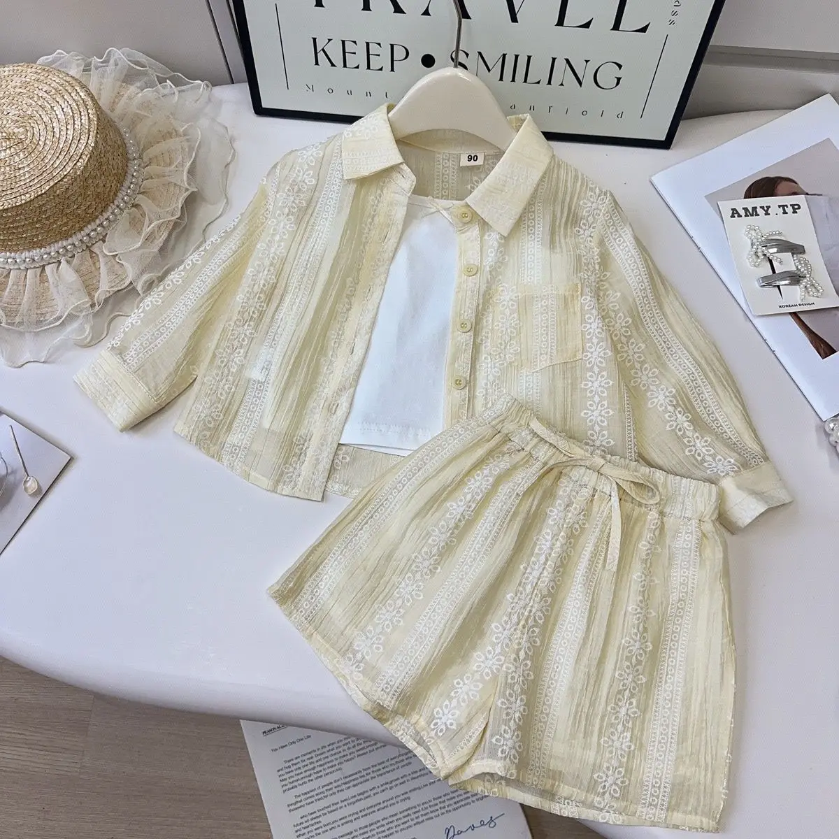 

2025 Summer Girls Sunscreen Outfit Jacquard Print Long Sleeve Top+Vest+Shorts 3Pcs Suit For 2-8Y Fashion Sun UV Protection Set