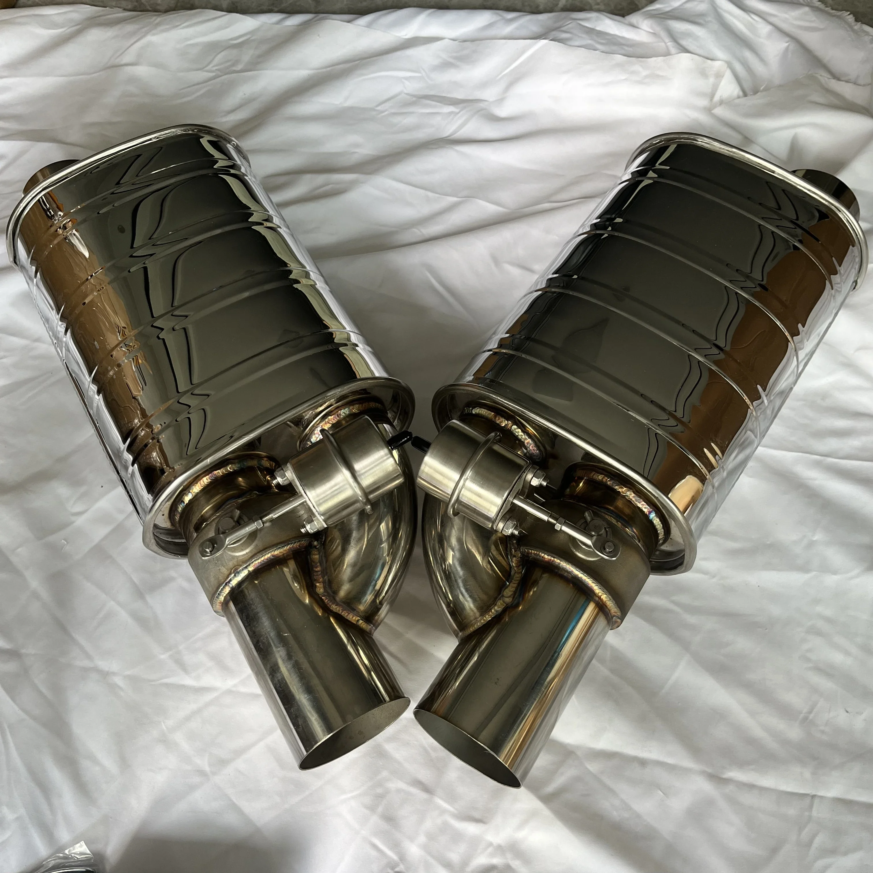 Universal type vacuum exhaust valve muffler, 51/63/76MM Vacuum controller dual remote control left and right air pump