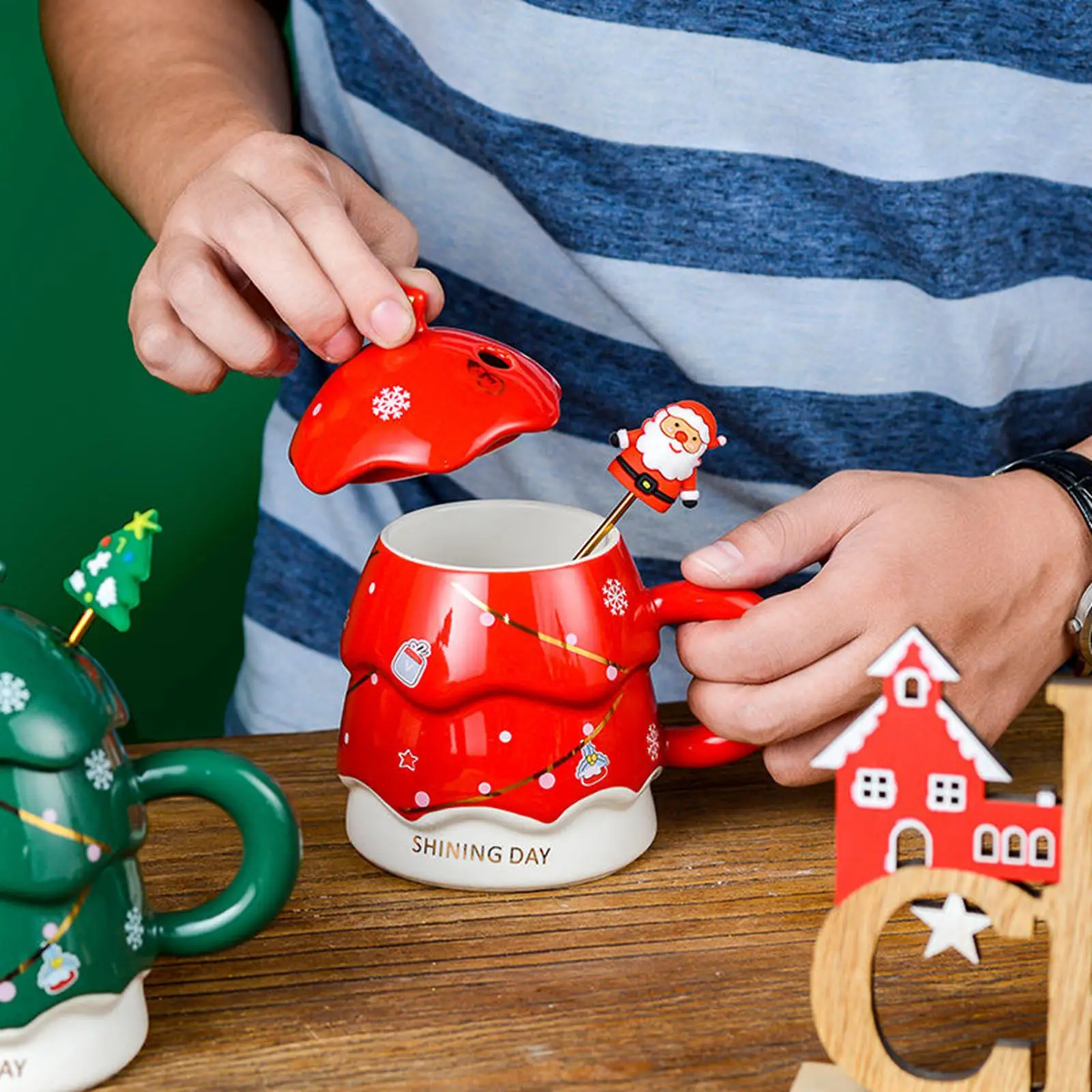 

Christmas Tree Coffee Mug with Handle Ceramic Mug for Kitchen Cafe Office