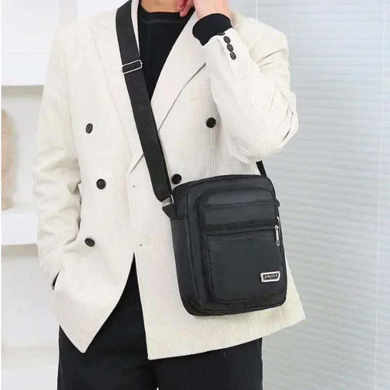 Men Nylon Shoulder Bag Messenger Bag Casual Waterproof Nylon Zipper Pocket Handbag Fashion Tote Travel Male Crossbody Bags